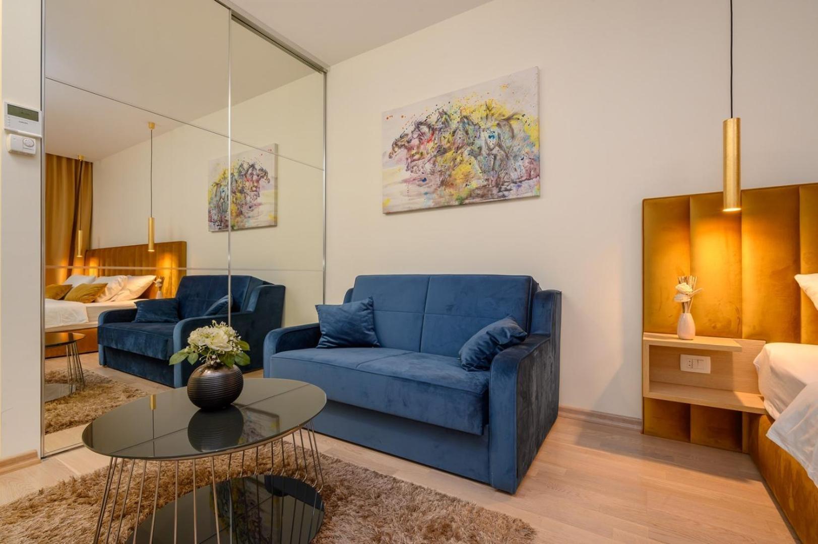 Ramarin 1 With Heated Pool, Jacuzzi And Sauna By The Sea In Rogoznica