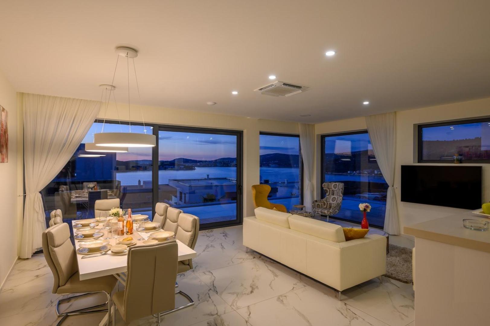 Villa Ramarin 1 With Heated Pool, Jacuzzi And Sauna By The Sea In Rogoznica Rogoznica (Sibenik-Knin)