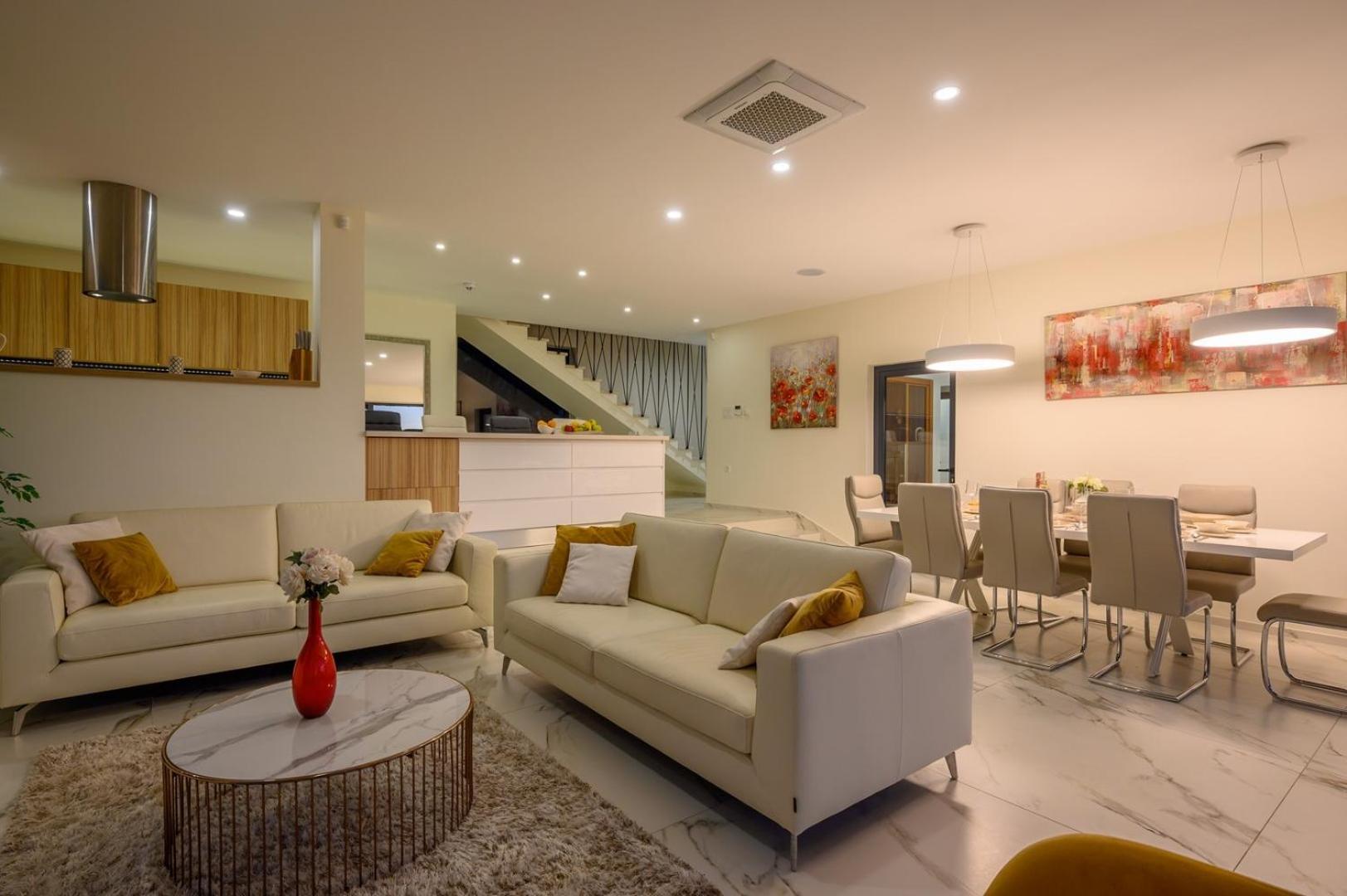 Ramarin 1 With Heated Pool, Jacuzzi And Sauna By The Sea In Rogoznica Villa *